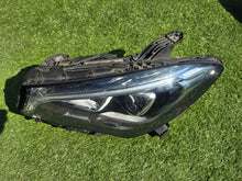 Laden Sie das Bild in den Galerie-Viewer, Frontscheinwerfer Mercedes-Benz Cla A1178206761 LED Links Scheinwerfer Headlight SCH7789623787zl