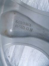 Load image into Gallery viewer, 1x Alufelge 16 Zoll 8.0&quot; 5x112 30ET A1704010802 Mercedes-Benz Slk Rim Wheel