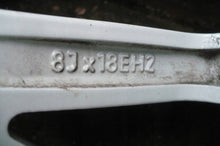 Laden Sie das Bild in den Galerie-Viewer, 1x Alufelge 18 Zoll 8.0&quot; 5x120 24ET 6753240 BMW Rim Wheel