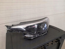 Load image into Gallery viewer, Frontscheinwerfer Toyota C-Hr RKC12376 Vorderseite Scheinwerfer Headlight SCH8125949729sy