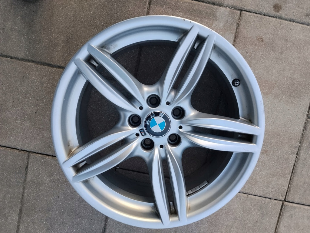 1x Alufelge 19 Zoll 9.0" 5x120 44ET 7842653 BMW 1 Rim Wheel FEL5552840510eh