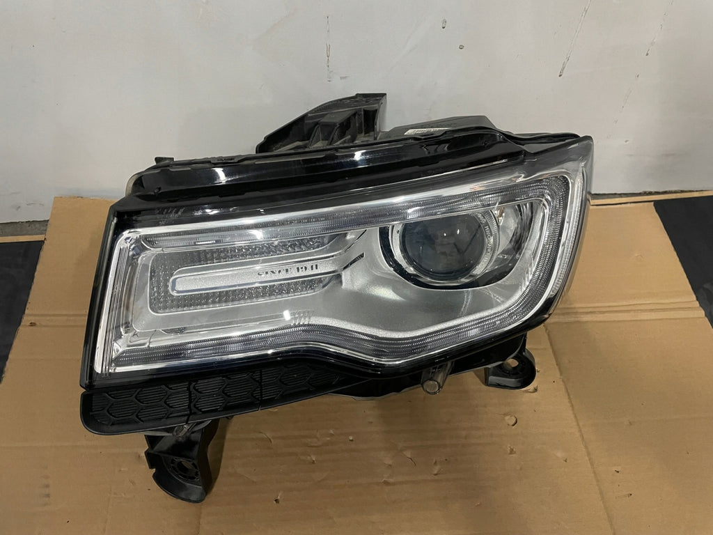 Frontscheinwerfer Jeep Grand Cherokee Wk2 68144709AF LED Links Headlight SCH8353308203cg