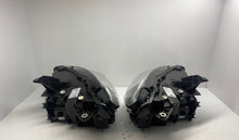 Laden Sie das Bild in den Galerie-Viewer, Frontscheinwerfer BMW 2 U06 5A42246-09 5A42245-09 LED Rechts oder Links SCH3421157783fd