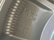 Load image into Gallery viewer, 1x Alufelge 16 Zoll 6.5" 5x114.3 50ET Glanz Silber 403007372R Dacia Duster FEL3441889539uc