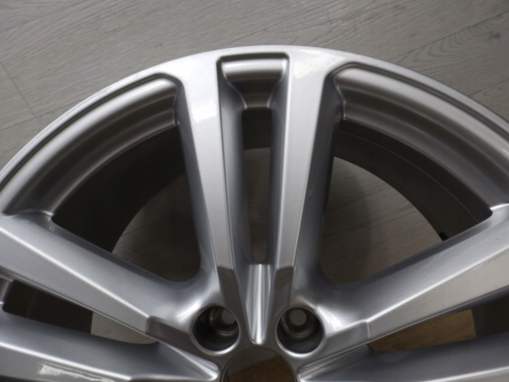 1x Alufelge 20 Zoll 8.0" 5x112 28ET Glanz Silber 4M0601025G Audi Q7 Rim Wheel FEL3946518542gs