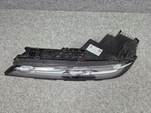 Load image into Gallery viewer, Frontscheinwerfer BMW 7 9879935-13 Links Scheinwerfer Headlight SCH2664645598ar