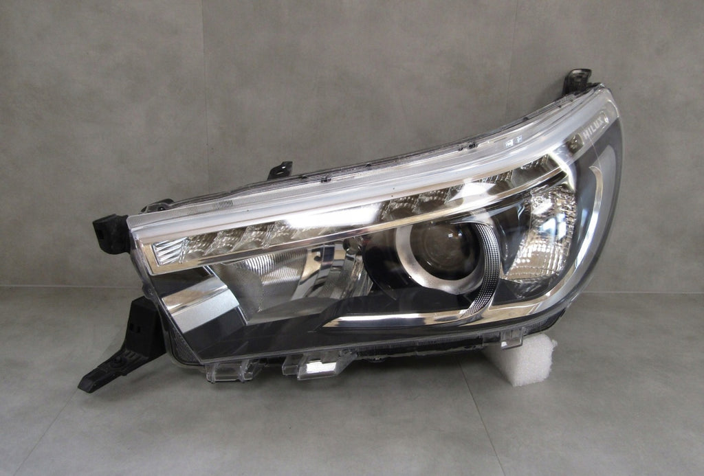Frontscheinwerfer Toyota Hilux VIII LED Links Scheinwerfer Headlight SCH8757621636ls