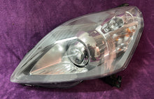 Laden Sie das Bild in den Galerie-Viewer, Frontscheinwerfer Opel Zafira B 9813477980-00 Bi-Xenon Links Headlight