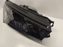 Laden Sie das Bild in den Galerie-Viewer, Frontscheinwerfer Skoda Enyaq 5LB941016A LED Rechts Scheinwerfer Headlight SCH7006625125hk