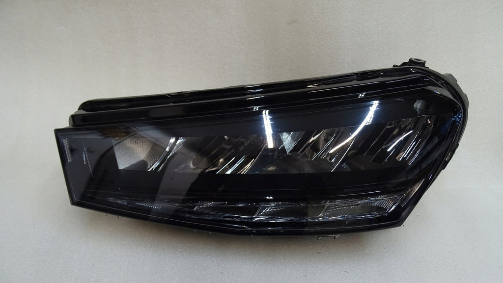 Frontscheinwerfer Skoda Fabia IV 6VB941015 LED Links Scheinwerfer Headlight SCH6825494845ho