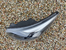 Laden Sie das Bild in den Galerie-Viewer, Frontscheinwerfer Kia Picanto 92101-G60 Links Scheinwerfer Headlight SCH4223793360gv