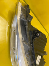 Load image into Gallery viewer, Frontscheinwerfer BMW F30 F31 7259527 Xenon Links Scheinwerfer Headlight SCH7327650747do