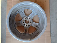 Load image into Gallery viewer, 1x Alufelge 17 Zoll 7.0&quot; 5x112 A4474014800 Mercedes-Benz W447 Rim Wheel