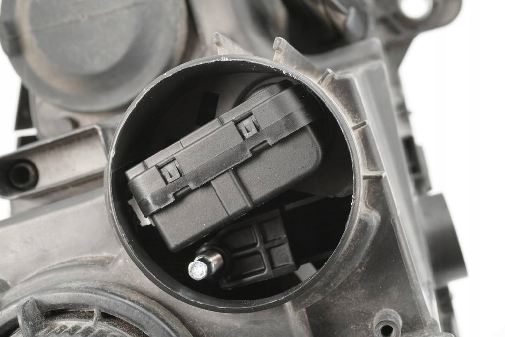 Frontscheinwerfer VW Passat B7 3AB941005 90003372 Links Scheinwerfer Headlight SCH9552225310uv