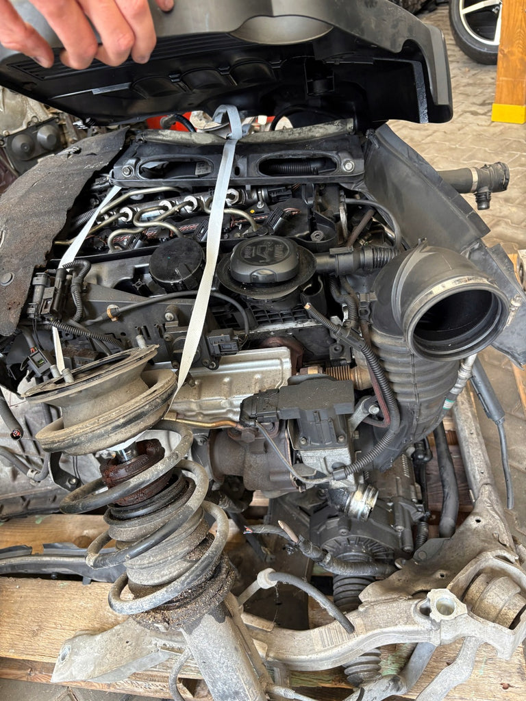 Motor BMW E88 E81 E60 E90 E92 E82 E87 N47D20C 2.0 160TKm Diesel Engine Komplett