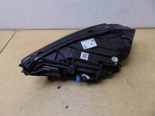 Laden Sie das Bild in den Galerie-Viewer, Frontscheinwerfer Mercedes-Benz W177 A1779062605 Rechts Scheinwerfer Headlight SCH5970330835kc