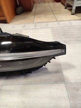 Load image into Gallery viewer, Frontscheinwerfer Volvo Xc60 II 32342515 Rechts Scheinwerfer Headlight SCH7718541740eb