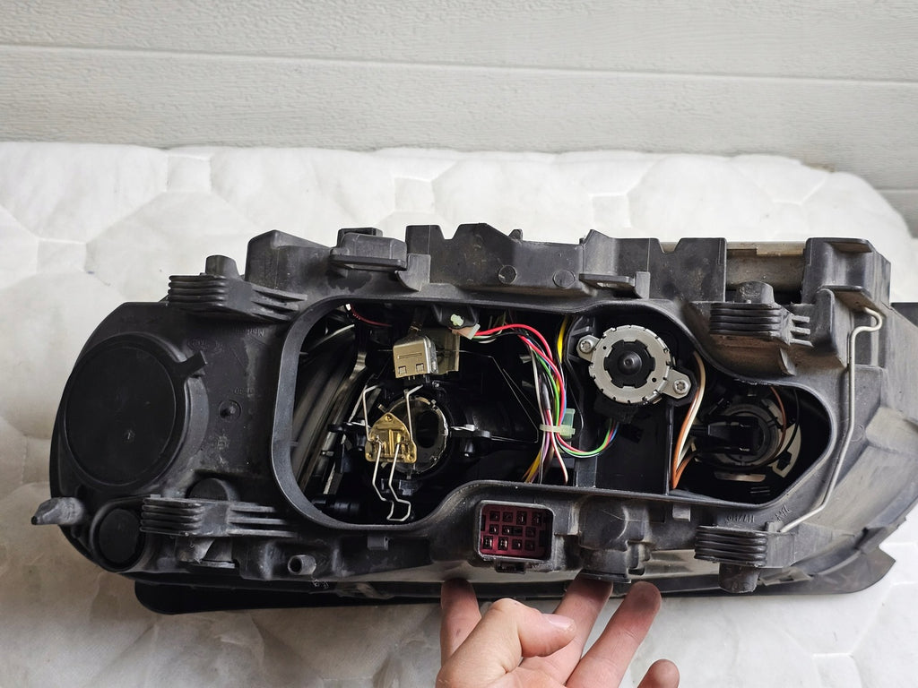 Frontscheinwerfer Volvo V70 S80 Xenon Rechts Scheinwerfer Headlight SCH6858420590qh