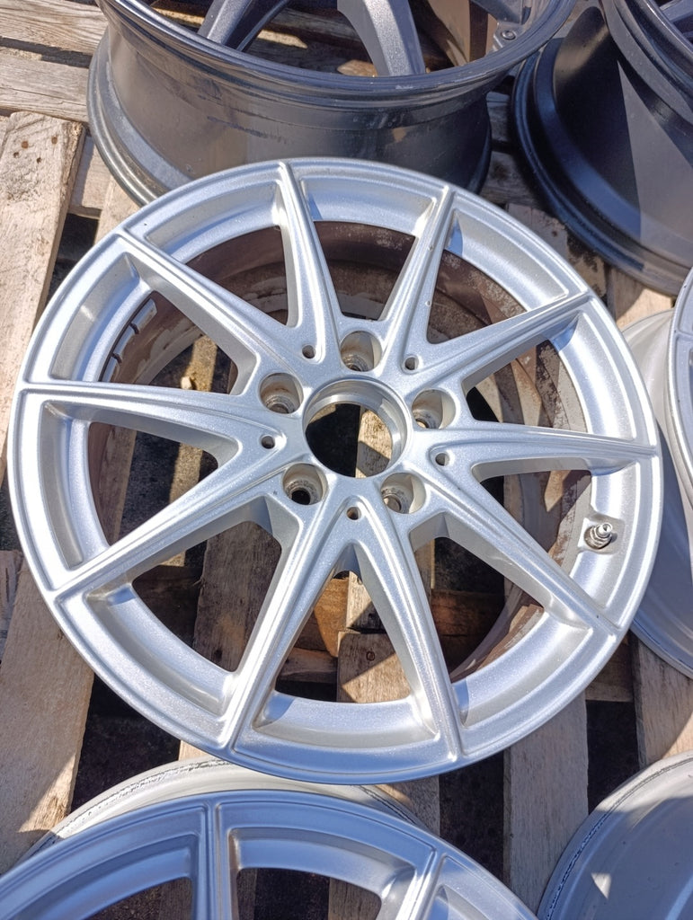 1x Alufelge 16 Zoll 6.5" 5x112 44ET Glanz Silber A1774011100 Mercedes-Benz W177 FEL8165378918lg