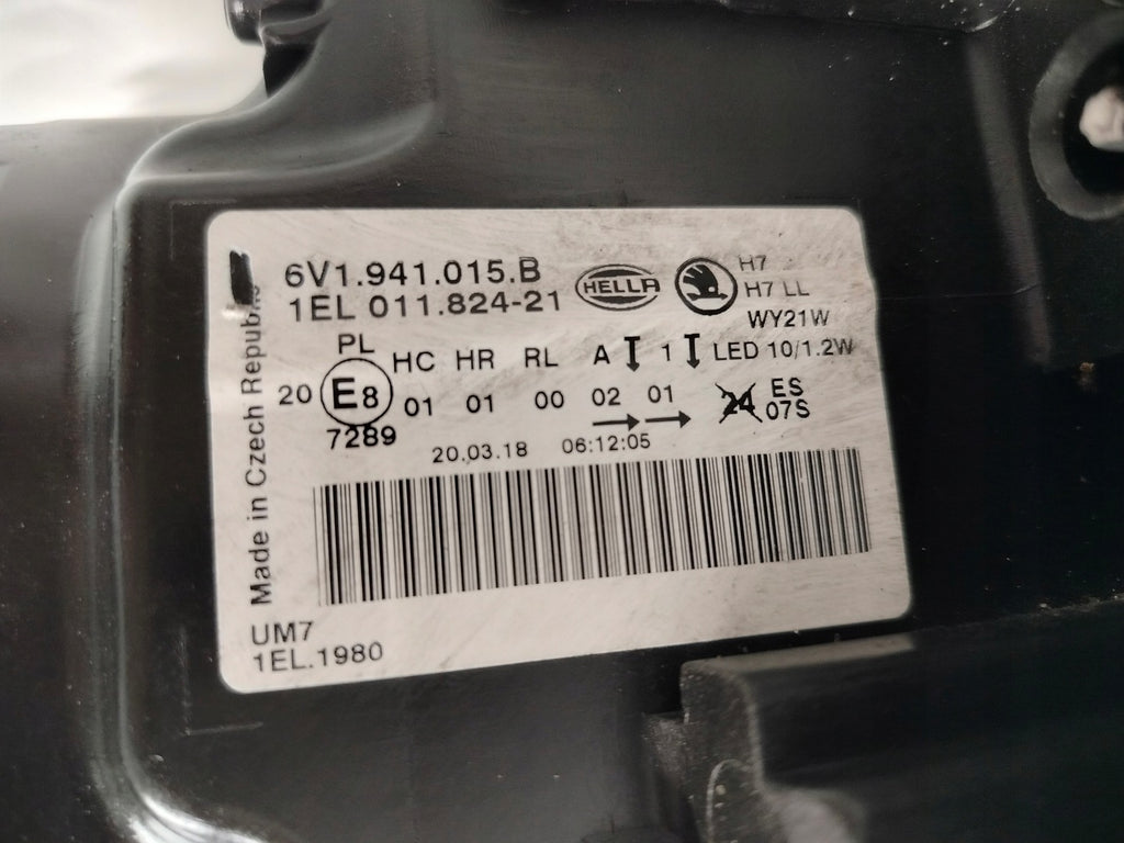 Frontscheinwerfer Skoda Fabia III 6V1941015B LED Ein Stück (Rechts oder Links)