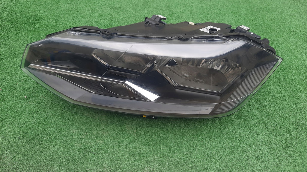 Frontscheinwerfer VW Polo 2G1941005 Links Scheinwerfer Headlight