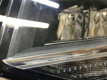 Load image into Gallery viewer, Frontscheinwerfer Audi Q2 I 81A941011 Full LED Links Scheinwerfer Headlight