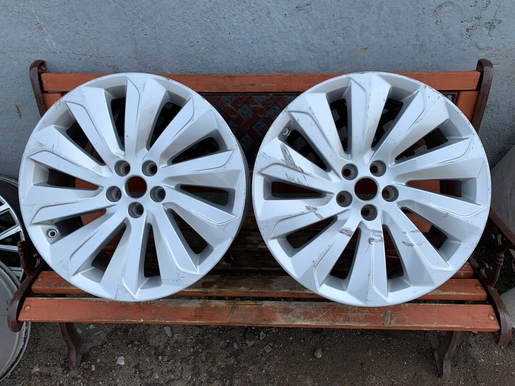 1x Alufelge 19 Zoll 8.0