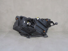 Laden Sie das Bild in den Galerie-Viewer, Frontscheinwerfer Skoda Kamiq 658941015 LED Links Scheinwerfer Headlight SCH2519140597ya