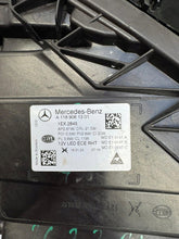 Load image into Gallery viewer, Frontscheinwerfer Mercedes-Benz Cla A1189061301 LED Rechts oder Links SCH7426278783lc