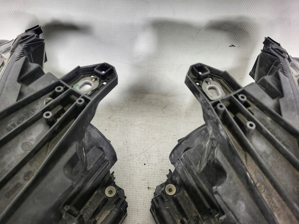 Frontscheinwerfer Mercedes-Benz W246 A2468207861 Xenon Ein Satz Headlight SCH1410197687ck