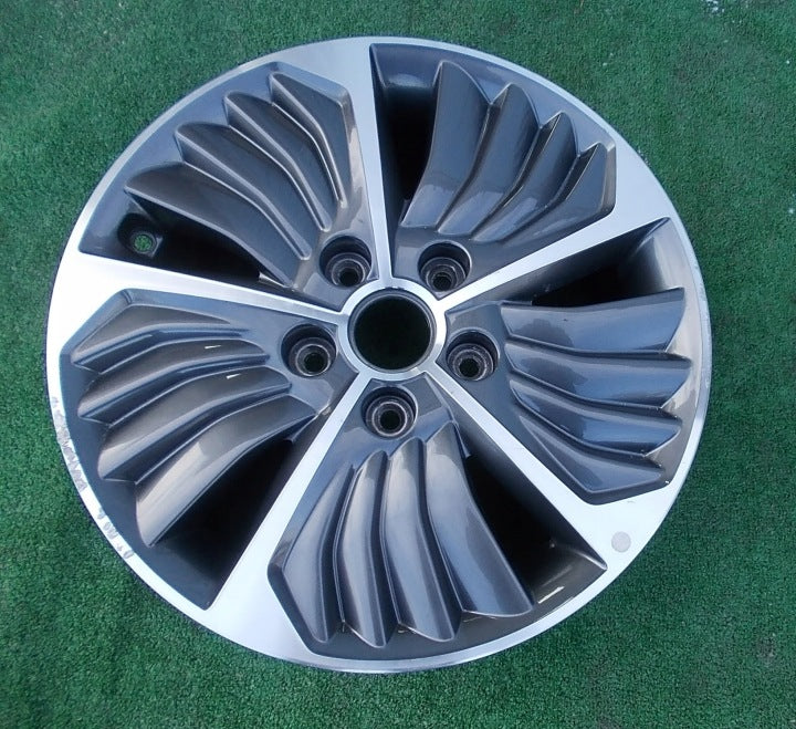 1x Alufelge 16 Zoll 6.5" 5x114.3 50ET 52910G2700 Hyundai Ioniq Rim Wheel FEL8943025102vs