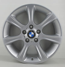 Laden Sie das Bild in den Galerie-Viewer, 4x Alufelge 17 Zoll 7.5" 5x120 37ET Glanz Silber 6796243 BMW 3 F30 E90 E84 F31 FEL5221849651ep