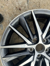 Laden Sie das Bild in den Galerie-Viewer, 1x Alufelge 18 Zoll 5x114.3 Toyota Avensis Rim Wheel FEL5419124118gs