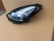 Laden Sie das Bild in den Galerie-Viewer, Frontscheinwerfer Tesla 3 1514952-00-D Links Scheinwerfer Headlight