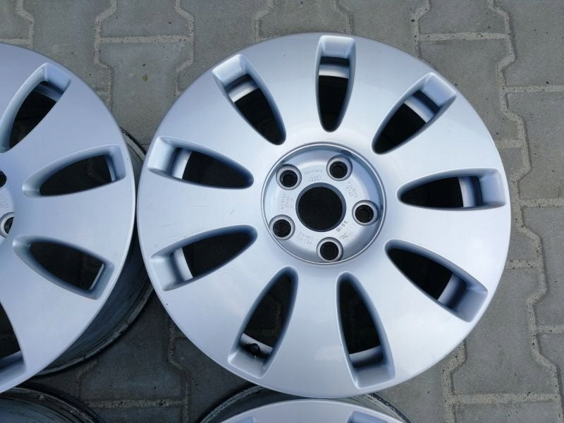 1x Alufelge 16 Zoll 7.0" 5x112 42ET Glanz Silber 8E0601025AE Audi A4 A3