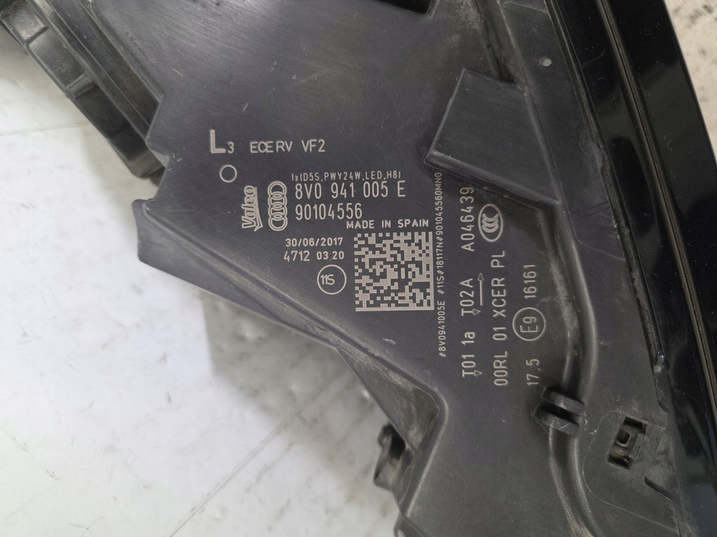 Frontscheinwerfer Audi A3 8V0941005E Xenon Links Scheinwerfer Headlight SCH5304400431xj