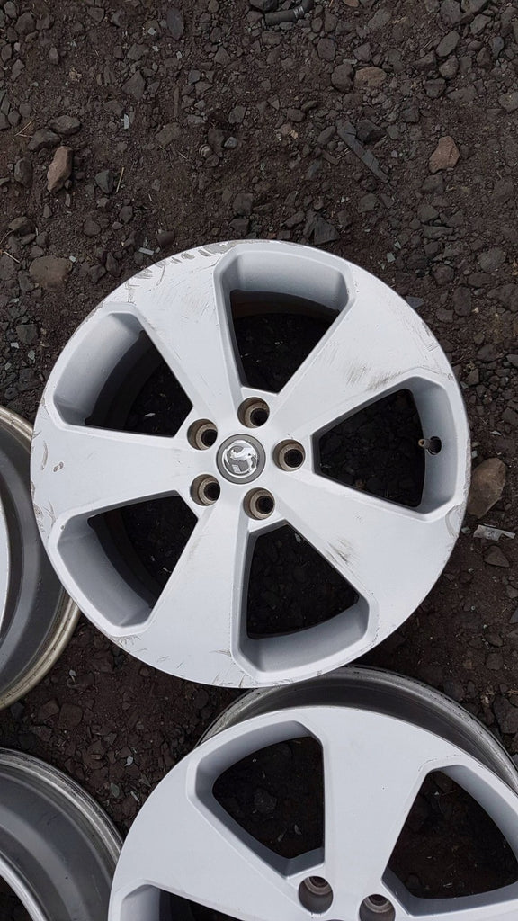4x Alufelge 17 Zoll 7.0" 5x105 38ET GGC11027 Opel Zafira C Rim Wheel FEL5898561622rl