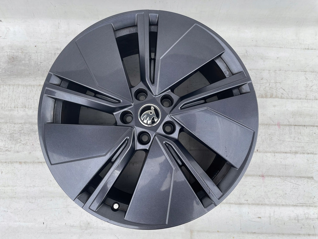 1x Alufelge 19 Zoll 8.0" 5x112 45ET Glanz Graphit 5LA601025A Mg Enyaq Iv