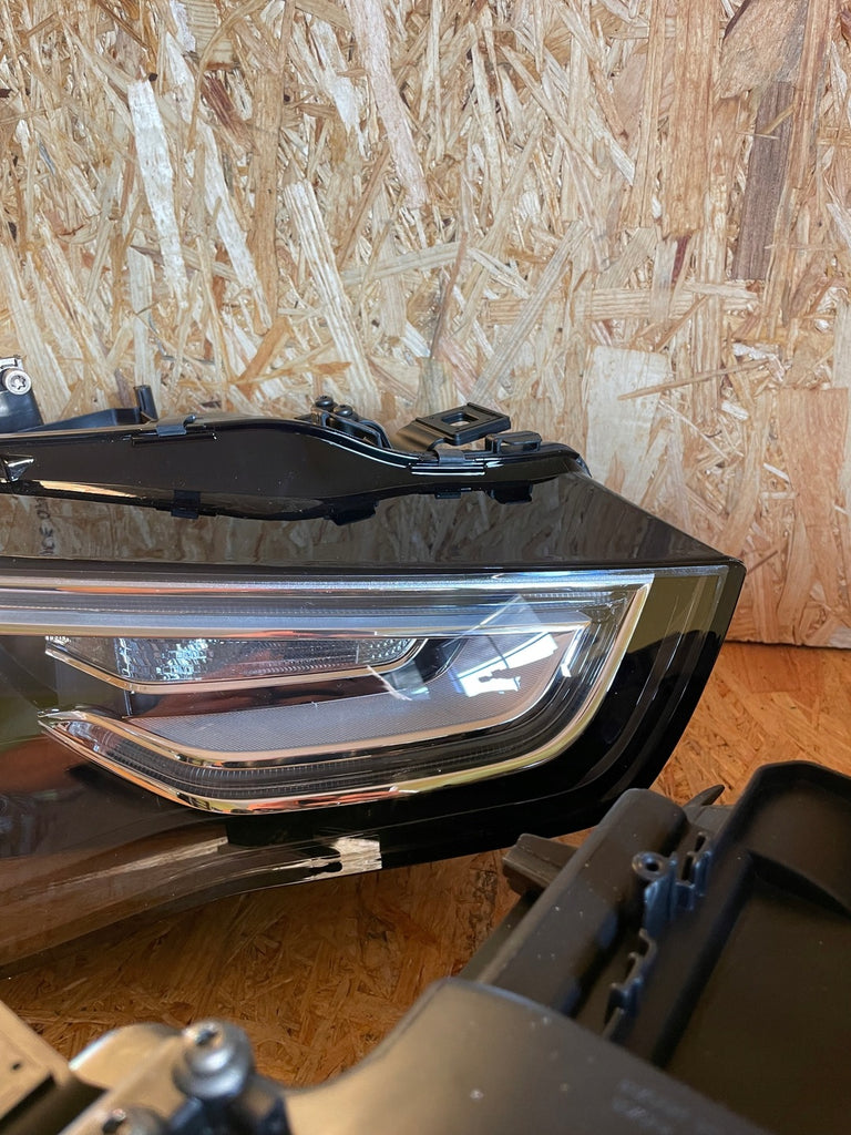 Frontscheinwerfer Audi A5 8T0941005C Xenon Ein Stück (Rechts oder Links) SCH5505951972qy