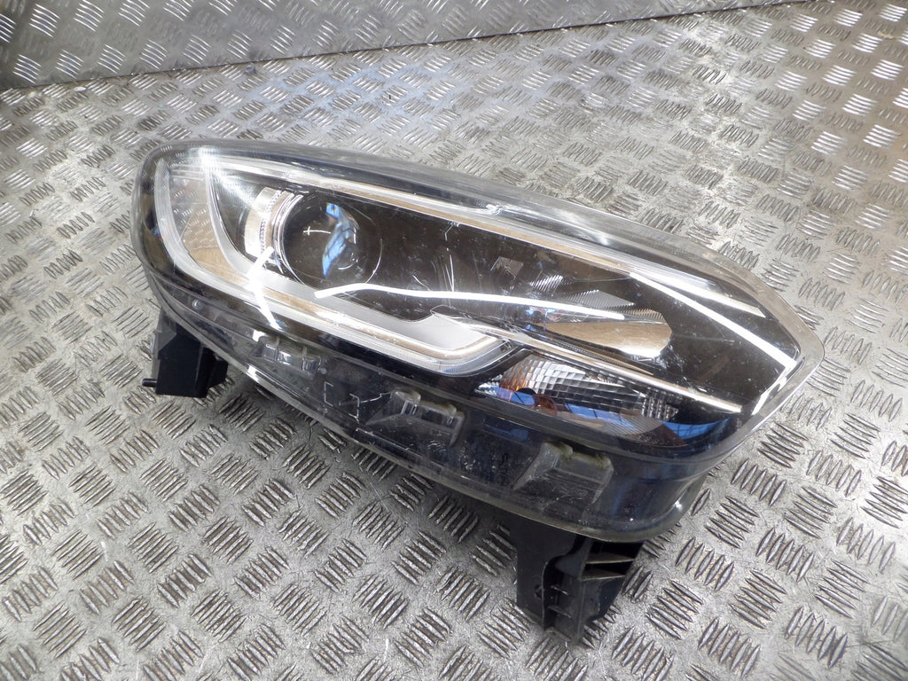 Frontscheinwerfer Renault Kadjar 260107703R Rechts Scheinwerfer Headlight SCH3336422281wv