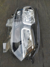 Load image into Gallery viewer, Frontscheinwerfer Citroën Jumpy 19707506 9808567000 Rechts Headlight