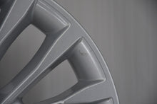 Load image into Gallery viewer, 1x Alufelge 18 Zoll 8.0" 5x112 30ET Glanz Silber 6863418 BMW Rim Wheel FEL2350624044td