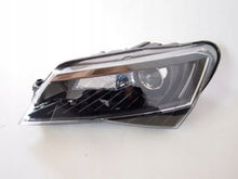 Laden Sie das Bild in den Galerie-Viewer, Frontscheinwerfer Skoda Superb III 3V1941015B FALSE Scheinwerfer Headlight SCH5988931331jw