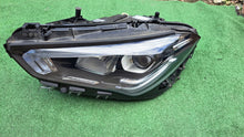 Laden Sie das Bild in den Galerie-Viewer, Frontscheinwerfer Mercedes-Benz Cla A1189062500 LED Links Scheinwerfer Headlight