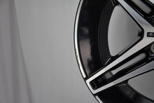 Load image into Gallery viewer, 1x Alufelge 18 Zoll 9.0" 5x112 58ET Glanz A2064016600 Mercedes-Benz Rim Wheel FEL8466256943kv