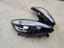 Laden Sie das Bild in den Galerie-Viewer, Frontscheinwerfer Renault Scenic 260106928R Ein Satz Scheinwerfer Headlight SCH2789650990qb