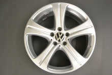 Laden Sie das Bild in den Galerie-Viewer, 4x Alufelge 18 Zoll 8.0" 5x112 43ET A2134011400 Mercedes-Benz Passat B7 FEL6538467623lh