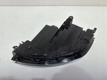 Laden Sie das Bild in den Galerie-Viewer, Frontscheinwerfer VW Passat 3J1941006 Rechts Scheinwerfer Headlight SCH1970202327nv