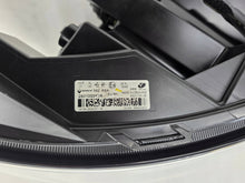 Laden Sie das Bild in den Galerie-Viewer, Frontscheinwerfer Renault Master III 260105567R Rechts Scheinwerfer Headlight SCH9567364438fz
