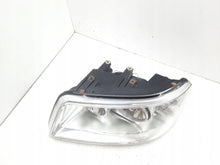 Laden Sie das Bild in den Galerie-Viewer, Frontscheinwerfer VW Transporter Caravelle 304411175L Links Headlight SCH5362815768mm